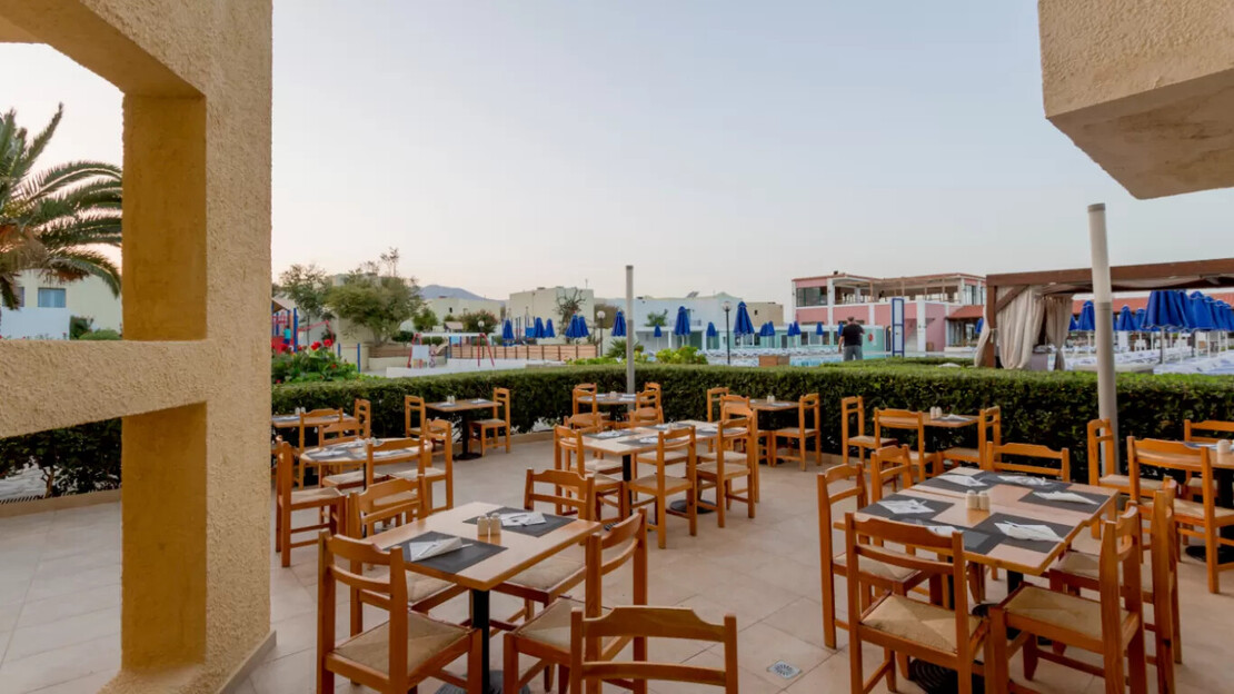 Dessole Dolphin Bay Resort